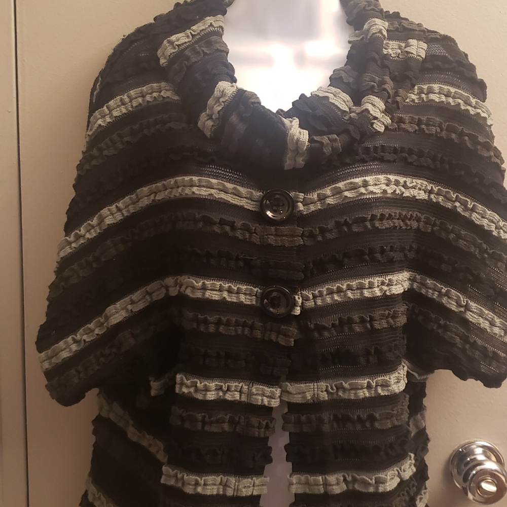 Frank Lyman Top